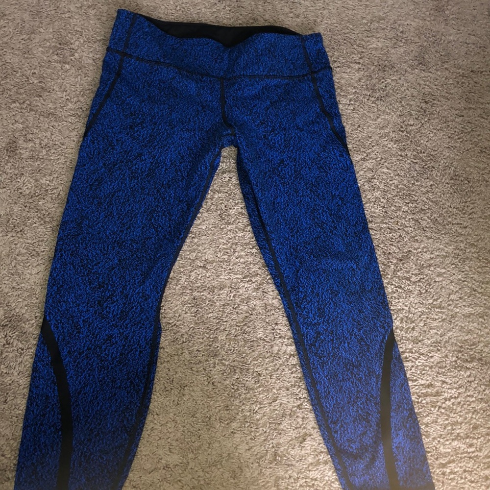 Lululemon crops size 10